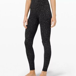 Women’s Lululemon Align 28 legging - size 0